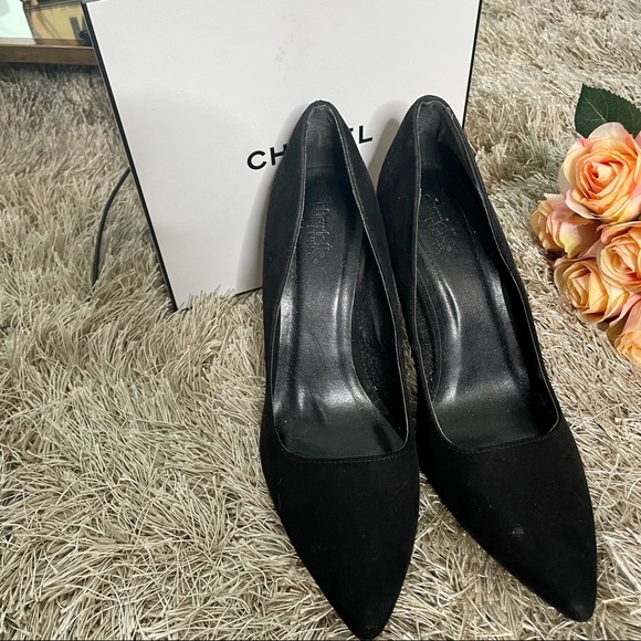 Pointy toe black suede pumps size 10 - Picture 1 of 3